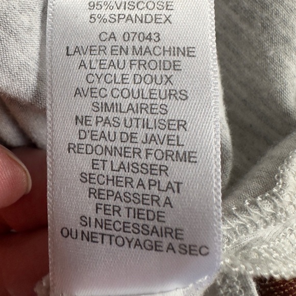 🌼3/$15🌼 Sleeveless top size: Large - Picture 7 of 7